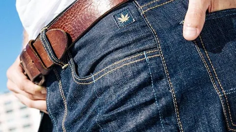 Kenevir'den-Levis-1873-ilk-kenevir-canvas-dan-kot-yapildi